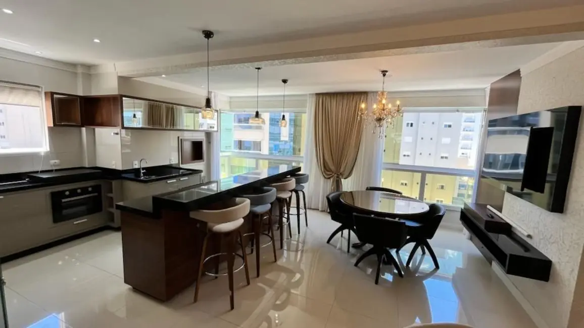 Foto 7 de Apartamento à venda em Meia Praia, Itapema - SC