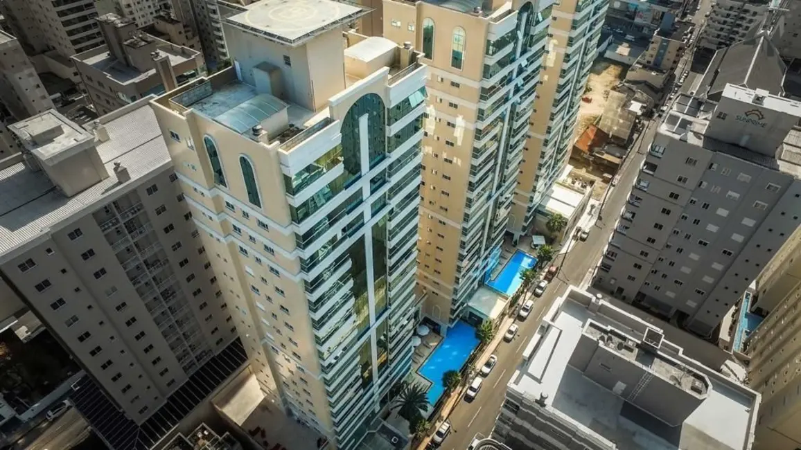 Foto 4 de Apartamento à venda em Meia Praia, Itapema - SC