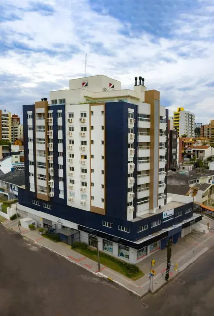 Foto 2 de Apartamento com 3 quartos à venda, 116m2 em Nossa Senhora de Lourdes, Santa Maria - RS