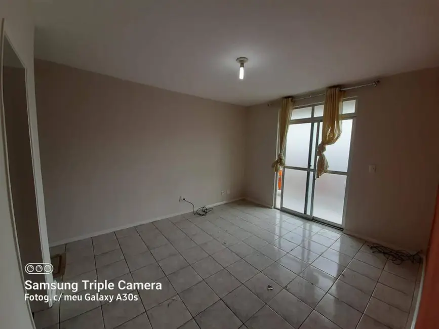 Foto 2 de Apartamento com 2 quartos para alugar em Conceição, Feira De Santana - BA