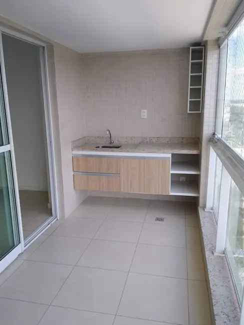 Foto 2 de Apartamento com 3 quartos para alugar, 70m2 em Santa Mônica, Feira De Santana - BA