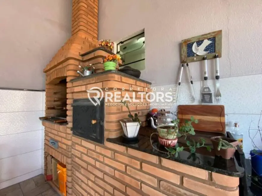 Foto 6 de Sobrado com 4 quartos à venda, 307m2 em Vila Maria, Botucatu - SP