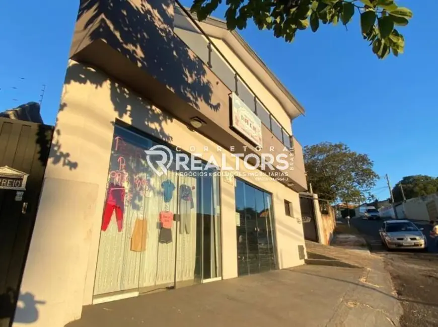 Foto 3 de Sobrado com 4 quartos à venda, 307m2 em Vila Maria, Botucatu - SP