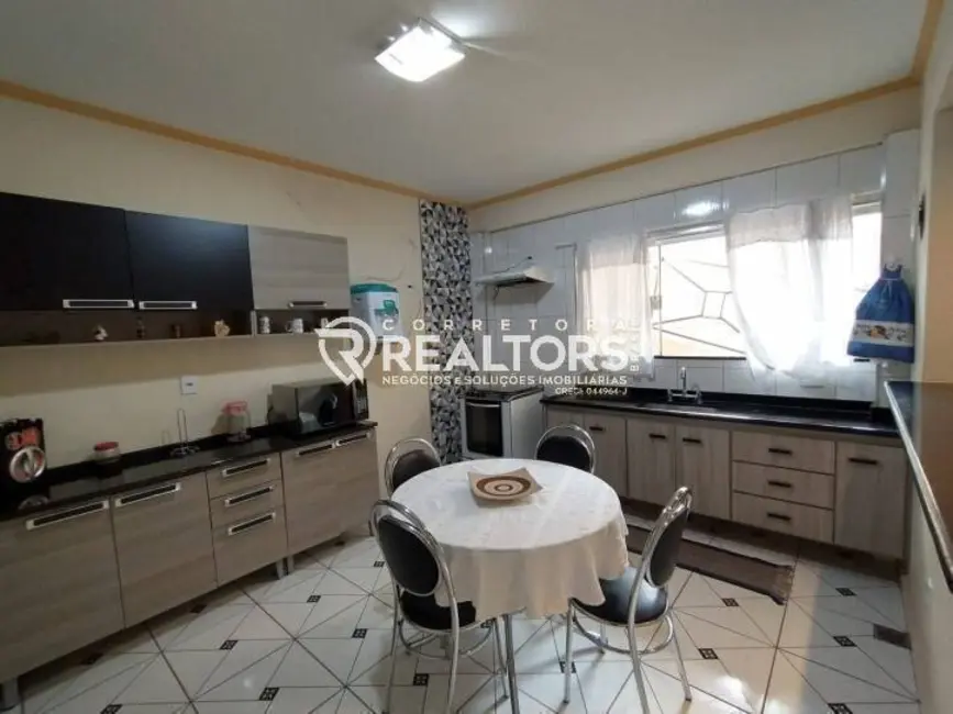 Foto 3 de Casa com 3 quartos à venda, 168m2 em Jardim Paraíso, Botucatu - SP