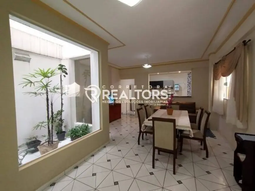 Foto 4 de Casa com 3 quartos à venda, 168m2 em Jardim Paraíso, Botucatu - SP