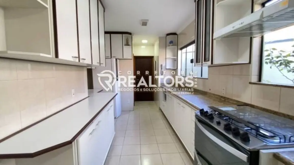 Foto 7 de Casa com 5 quartos à venda, 600m2 em Vila Maria, Botucatu - SP