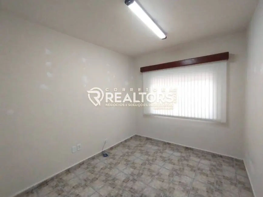 Foto 9 de Casa com 3 quartos à venda, 85m2 em Vila Aparecida, Botucatu - SP