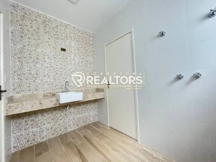 Foto 9 de Casa com 3 quartos à venda, 152m2 em Jardim Regina, Botucatu - SP