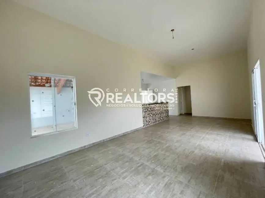Foto 3 de Casa com 3 quartos à venda, 152m2 em Jardim Regina, Botucatu - SP