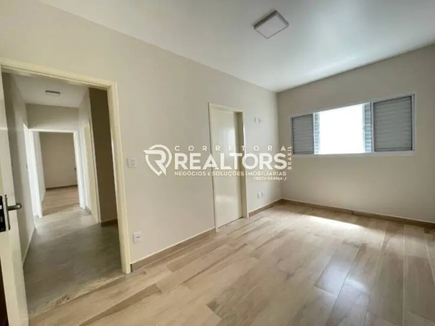 Foto 6 de Casa com 3 quartos à venda, 152m2 em Jardim Regina, Botucatu - SP