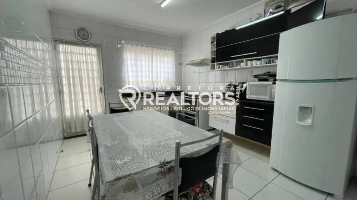 Foto 4 de Sobrado com 3 quartos à venda, 125m2 em Altos do Paraíso, Botucatu - SP