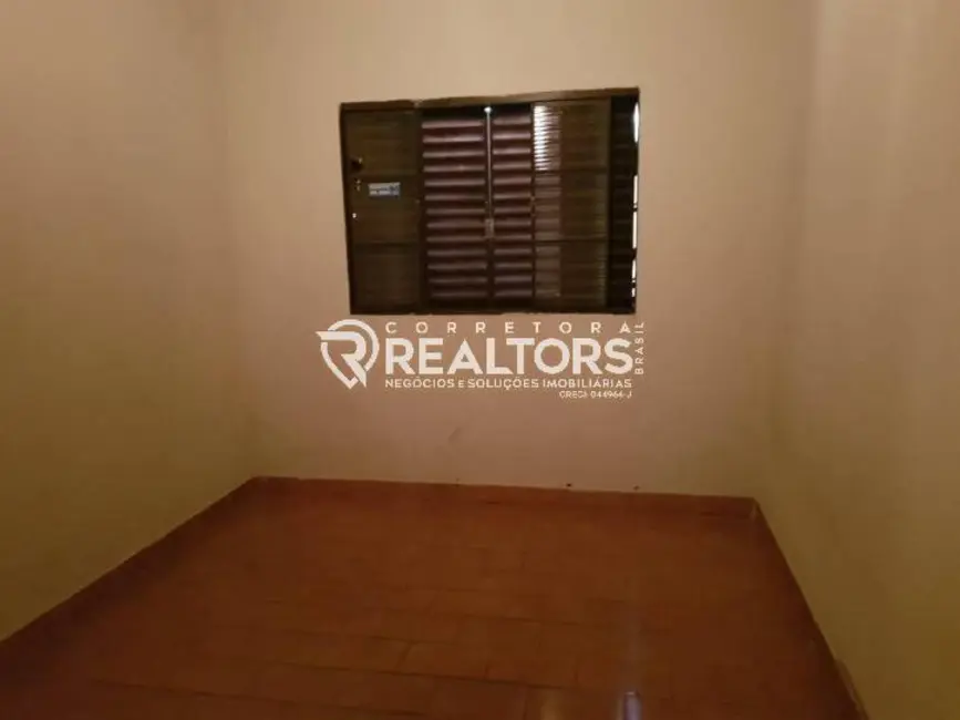 Foto 4 de Casa com 3 quartos à venda, 108m2 em Botucatu - SP