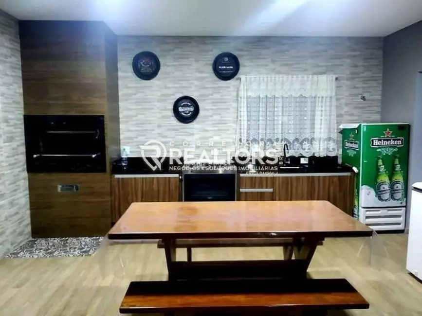 Foto 5 de Sobrado com 4 quartos à venda, 244m2 em Pardinho - SP