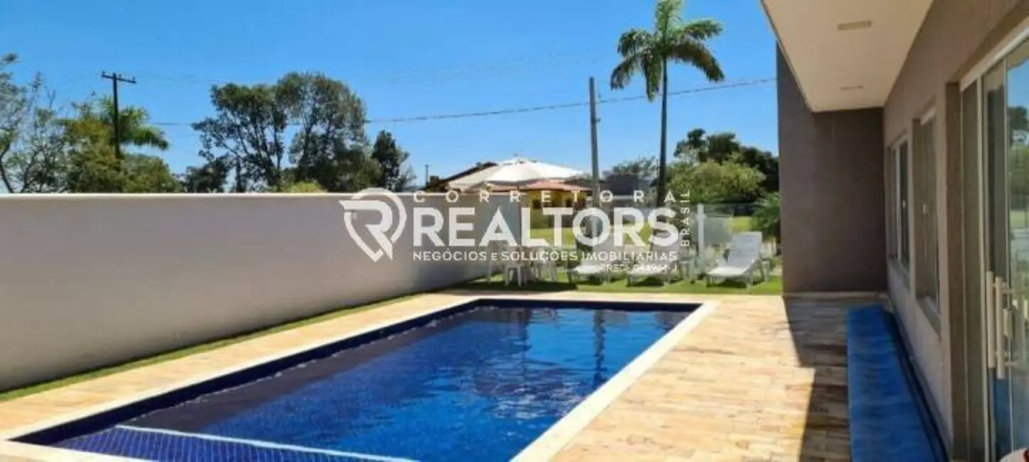 Foto 4 de Sobrado com 4 quartos à venda, 244m2 em Pardinho - SP