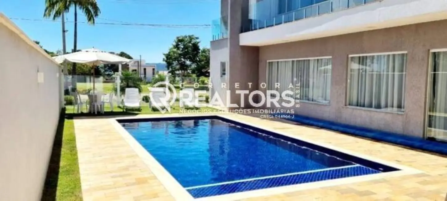 Foto 3 de Sobrado com 4 quartos à venda, 244m2 em Pardinho - SP