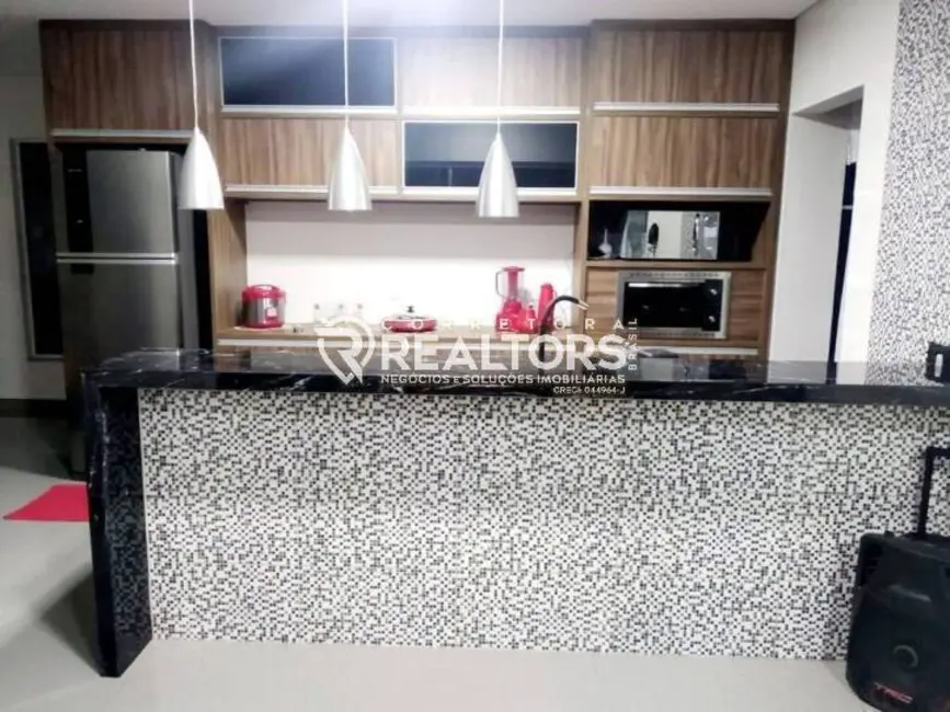 Foto 9 de Sobrado com 4 quartos à venda, 244m2 em Pardinho - SP