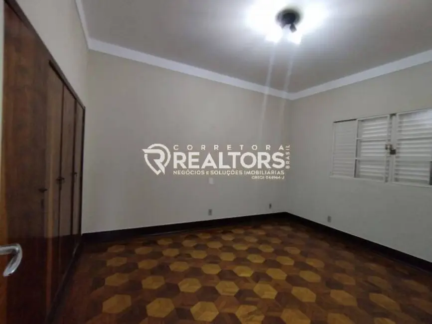 Foto 3 de Casa com 2 quartos à venda, 132m2 em Vila São Lúcio, Botucatu - SP