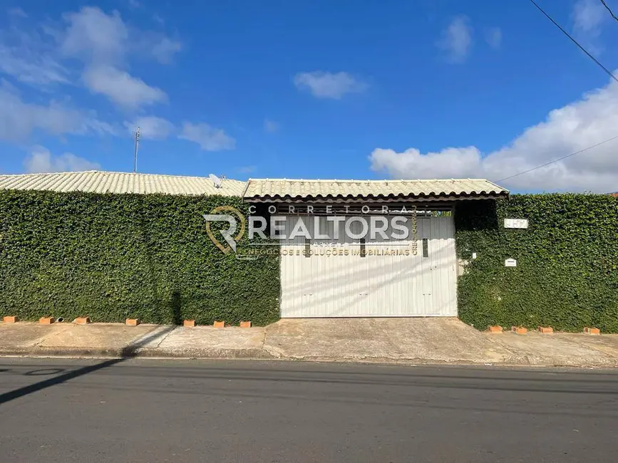 Foto 2 de Casa com 3 quartos à venda, 571m2 em Park Residencial Convívio, Botucatu - SP