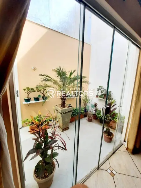 Foto 8 de Casa com 2 quartos à venda, 115m2 em Jardim Cambuí, Botucatu - SP