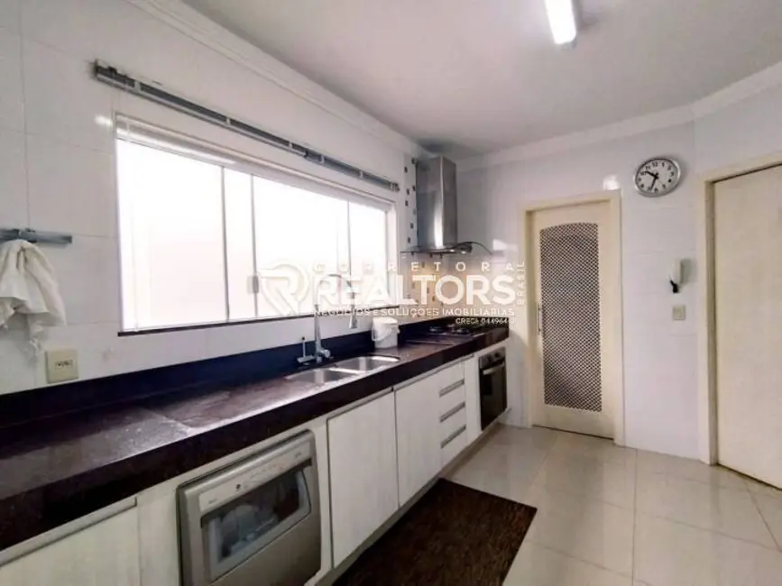 Foto 7 de Casa com 3 quartos à venda, 180m2 em Jardim Paraíso, Botucatu - SP