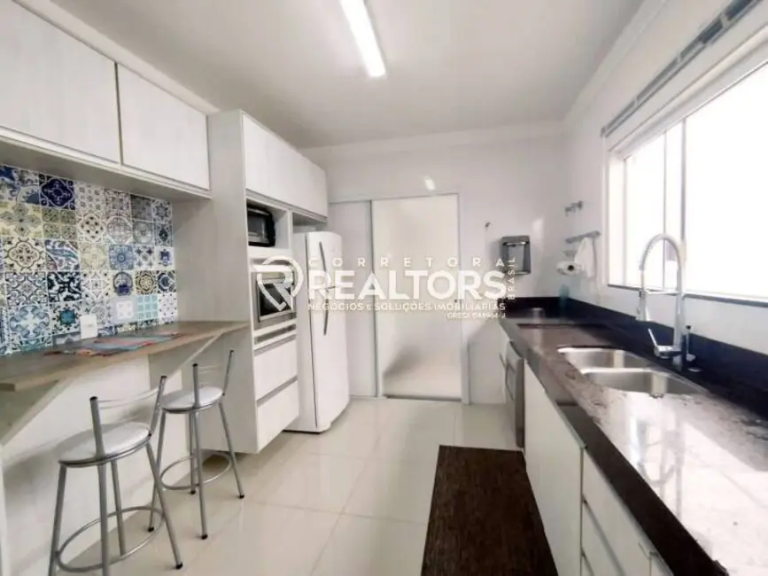 Foto 8 de Casa com 3 quartos à venda, 180m2 em Jardim Paraíso, Botucatu - SP