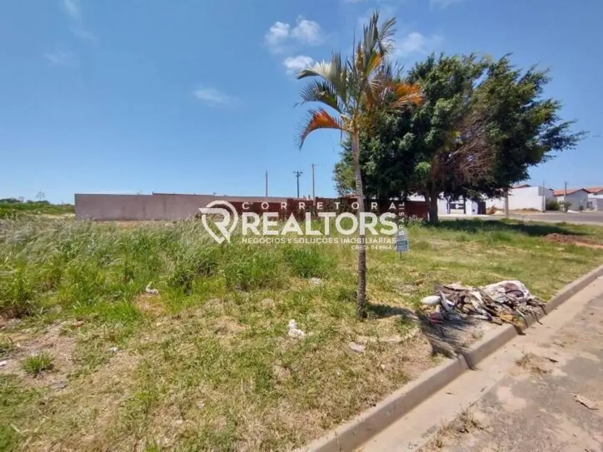 Foto 2 de Terreno / Lote à venda, 343m2 em Residencial Cedro, Botucatu - SP