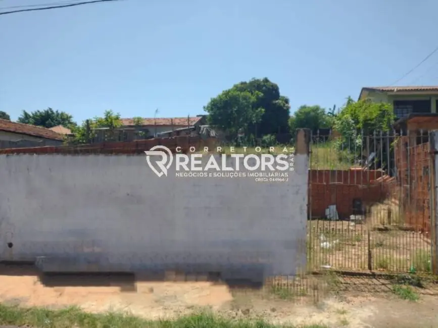 Foto 1 de Terreno / Lote à venda, 300m2 em Vila Ferroviária, Botucatu - SP