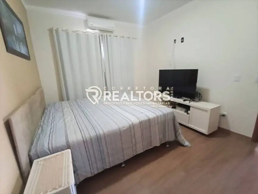 Foto 7 de Casa com 3 quartos à venda, 180m2 em Altos do Paraíso, Botucatu - SP
