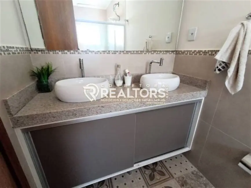 Foto 9 de Casa com 3 quartos à venda, 180m2 em Altos do Paraíso, Botucatu - SP