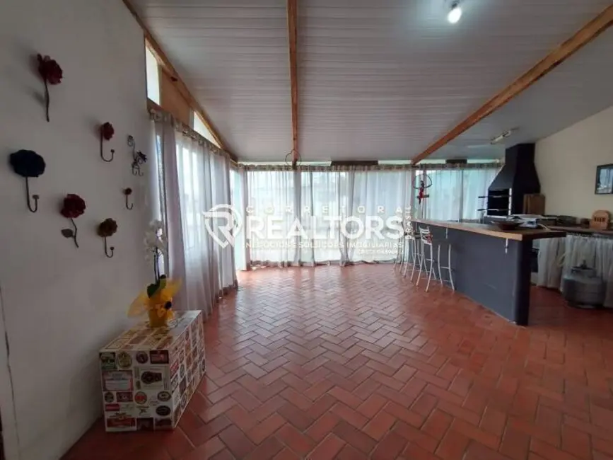 Foto 9 de Casa com 3 quartos à venda, 450m2 em Recanto Azul, Botucatu - SP
