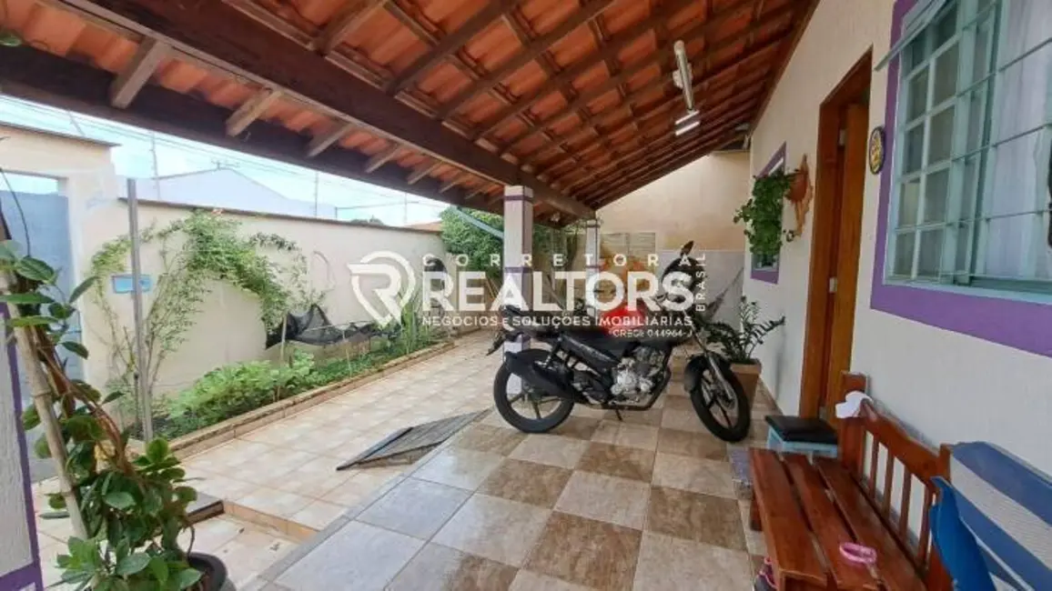 Foto 2 de Casa com 2 quartos à venda, 170m2 em Vila Antártica, Botucatu - SP