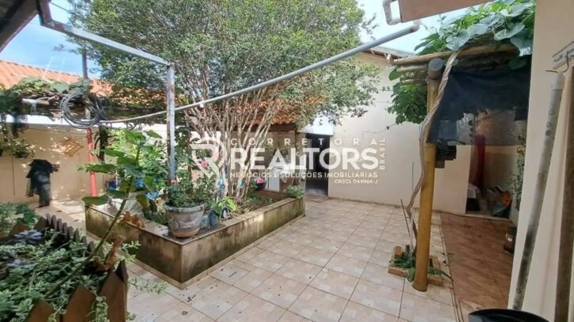 Foto 5 de Casa com 2 quartos à venda, 170m2 em Vila Antártica, Botucatu - SP