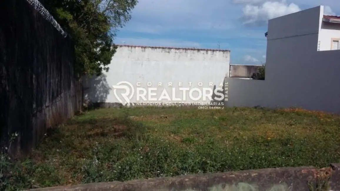 Foto 1 de Terreno / Lote à venda, 450m2 em Recanto Azul, Botucatu - SP