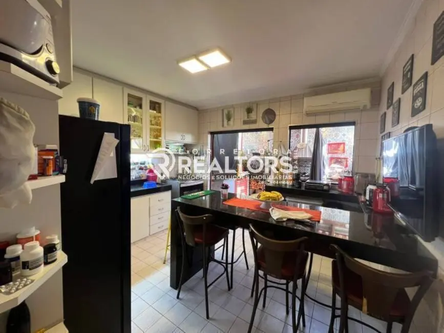 Foto 4 de Sobrado com 4 quartos à venda, 106m2 em Vila Santana, Botucatu - SP