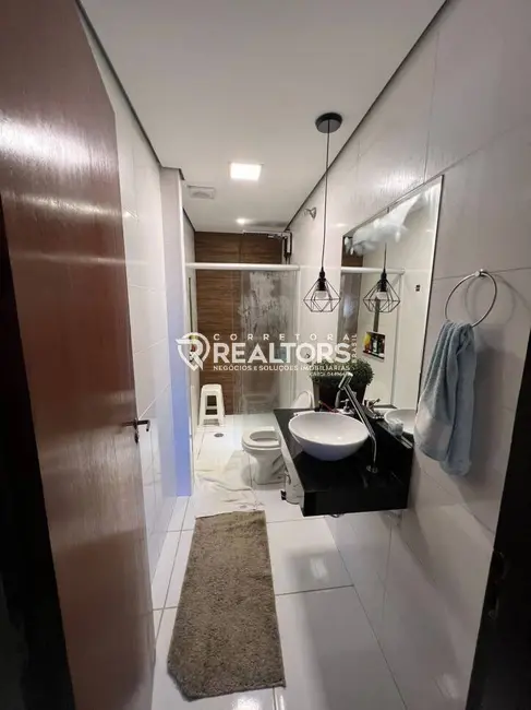 Foto 6 de Sobrado com 4 quartos à venda, 106m2 em Vila Santana, Botucatu - SP