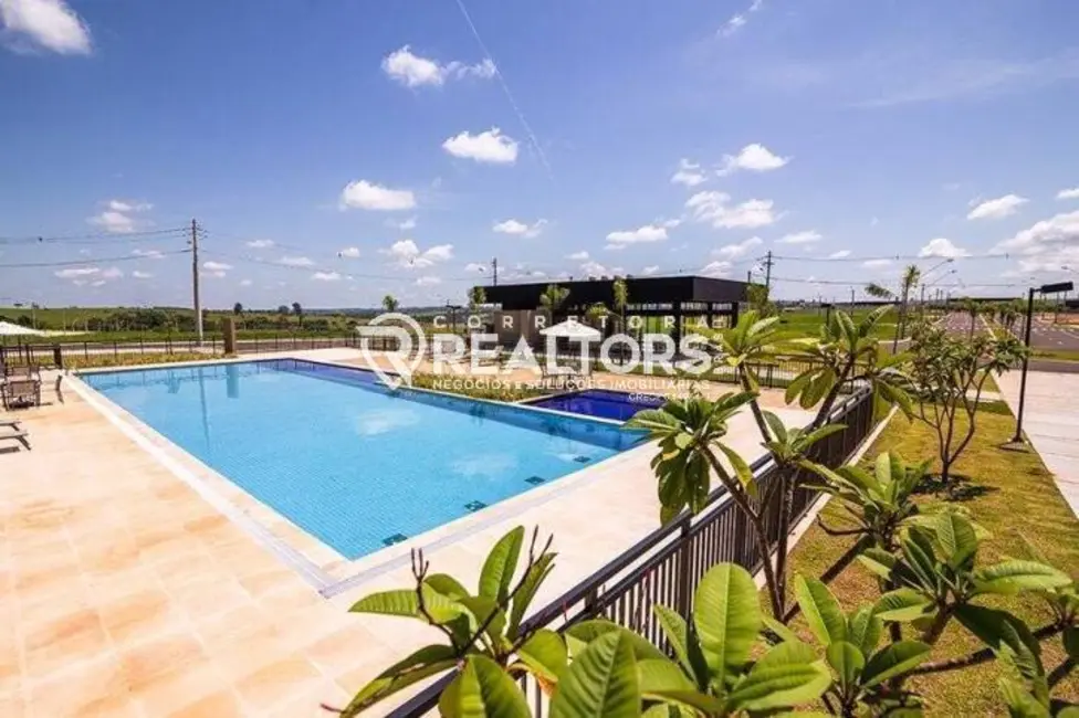 Foto 4 de Terreno / Lote à venda, 330m2 em Piratininga - SP