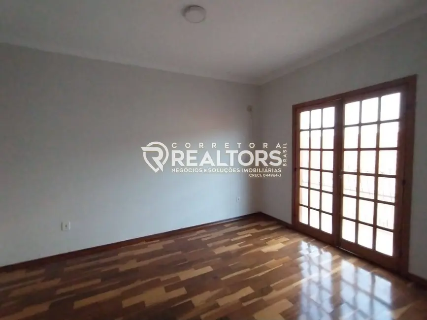 Casa com 4 quartos à venda, 450m2 em Recanto Azul, Botucatu - SP - imagem 8 Foto 8 de Casa com 4 quartos à venda, 450m2 em Recanto Azul, Botucatu - SP