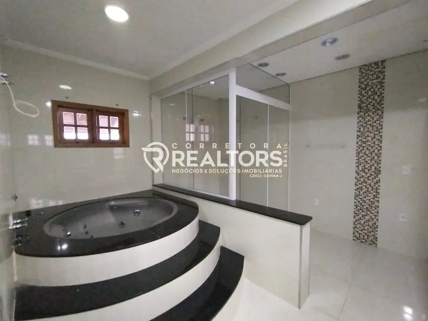 Casa com 4 quartos à venda, 450m2 em Recanto Azul, Botucatu - SP - imagem 3 Foto 3 de Casa com 4 quartos à venda, 450m2 em Recanto Azul, Botucatu - SP