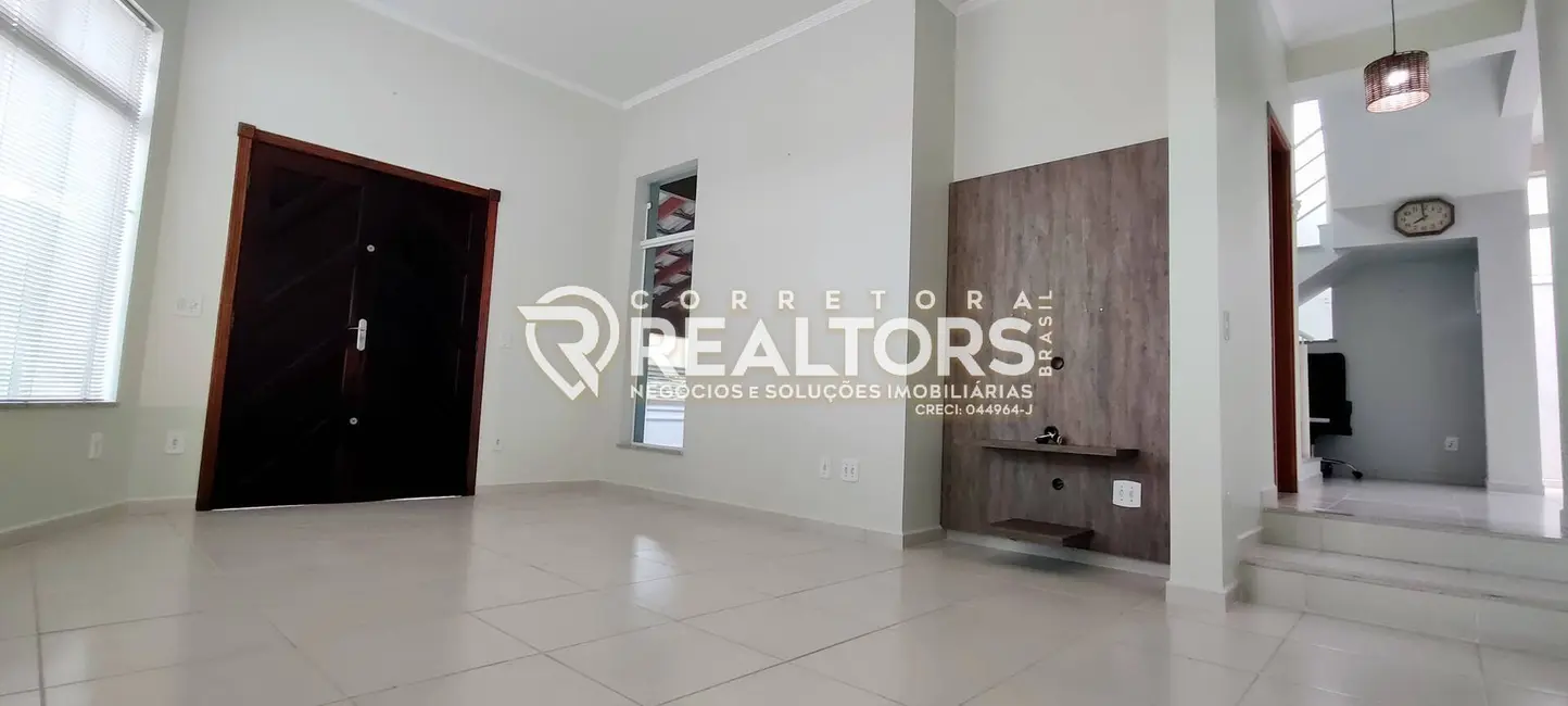 Foto 5 de Sobrado com 3 quartos à venda, 129m2 em Vila São Judas Thadeu, Botucatu - SP