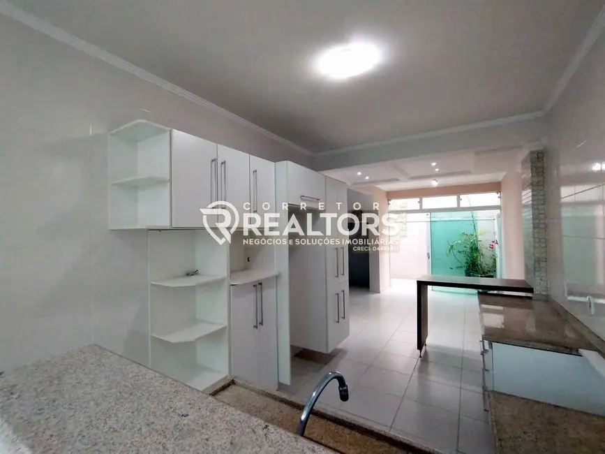 Foto 7 de Sobrado com 3 quartos à venda, 129m2 em Vila São Judas Thadeu, Botucatu - SP