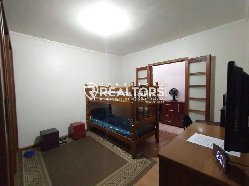 Foto 9 de Casa com 3 quartos à venda, 489m2 em Jardim Bandeirantes, Botucatu - SP