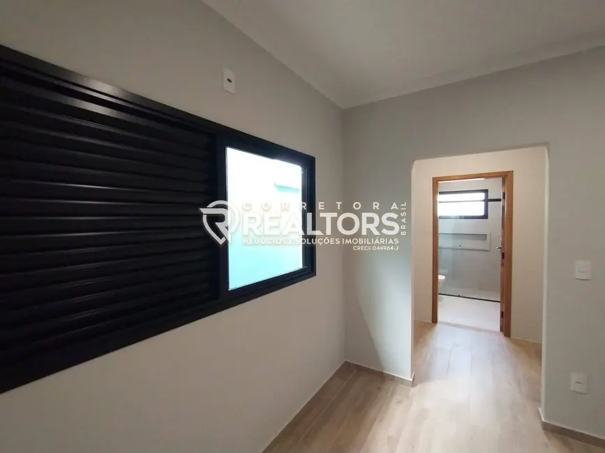 Foto 9 de Casa com 3 quartos à venda, 250m2 em Residencial Ouro Verde, Botucatu - SP