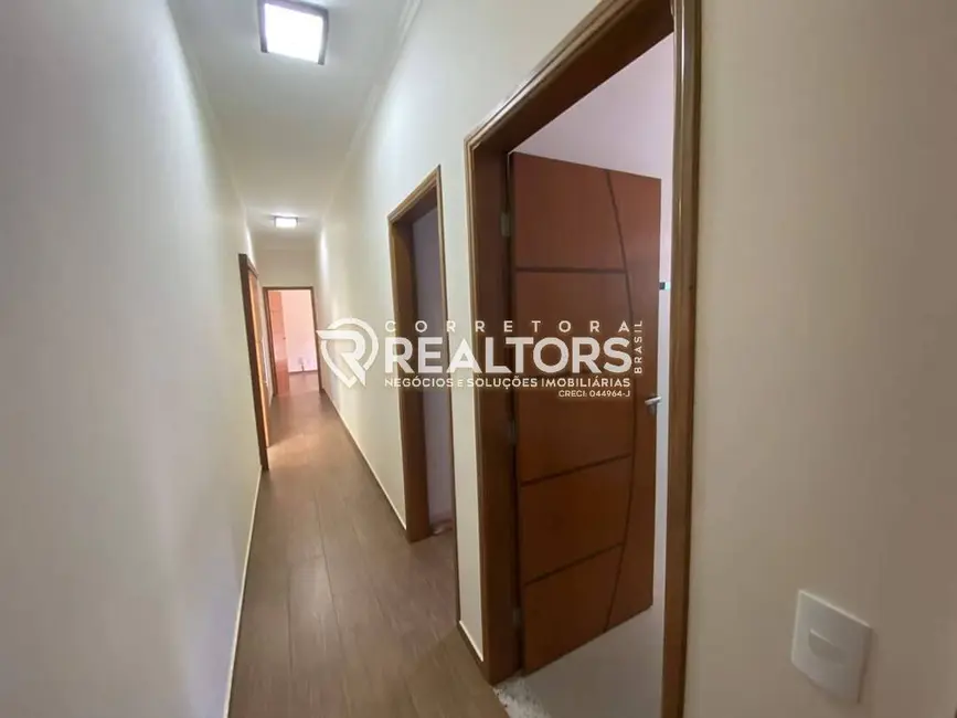 Foto 6 de Casa com 4 quartos à venda e para alugar, 310m2 em Colinas do Paraíso, Botucatu - SP