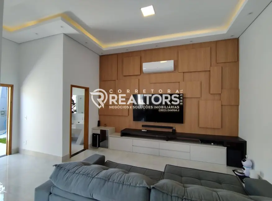 Foto 9 de Casa com 3 quartos à venda, 275m2 em Jardim Planalto, Botucatu - SP