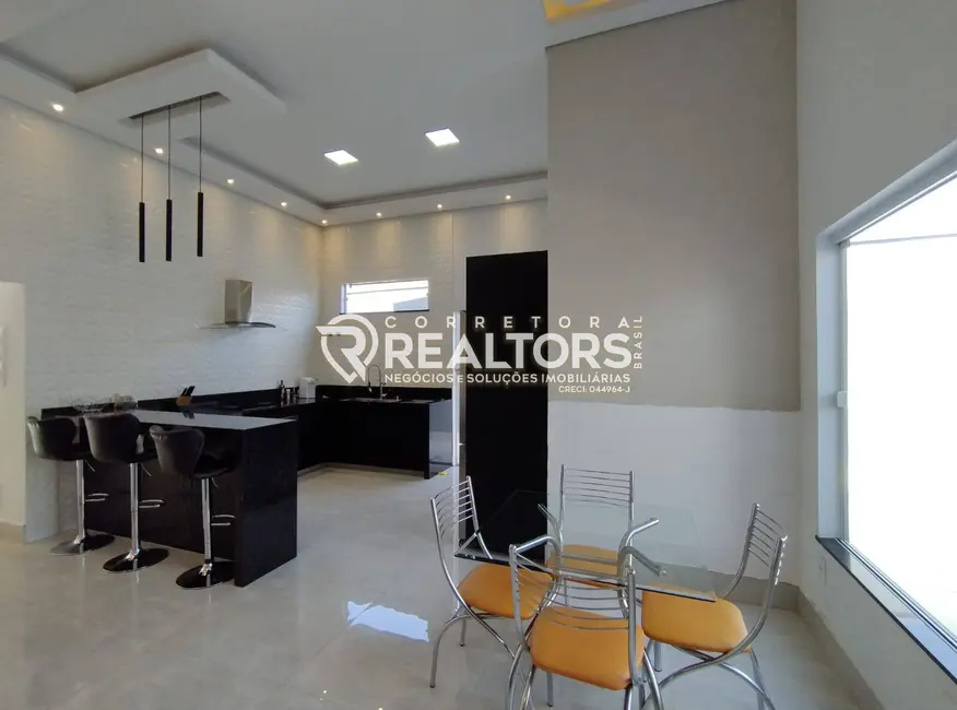 Foto 8 de Casa com 3 quartos à venda, 275m2 em Jardim Planalto, Botucatu - SP