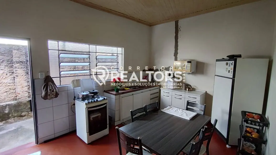 Foto 6 de Casa com 4 quartos à venda, 248m2 em Centro, Botucatu - SP