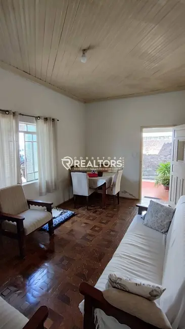 Foto 9 de Casa com 4 quartos à venda, 248m2 em Centro, Botucatu - SP