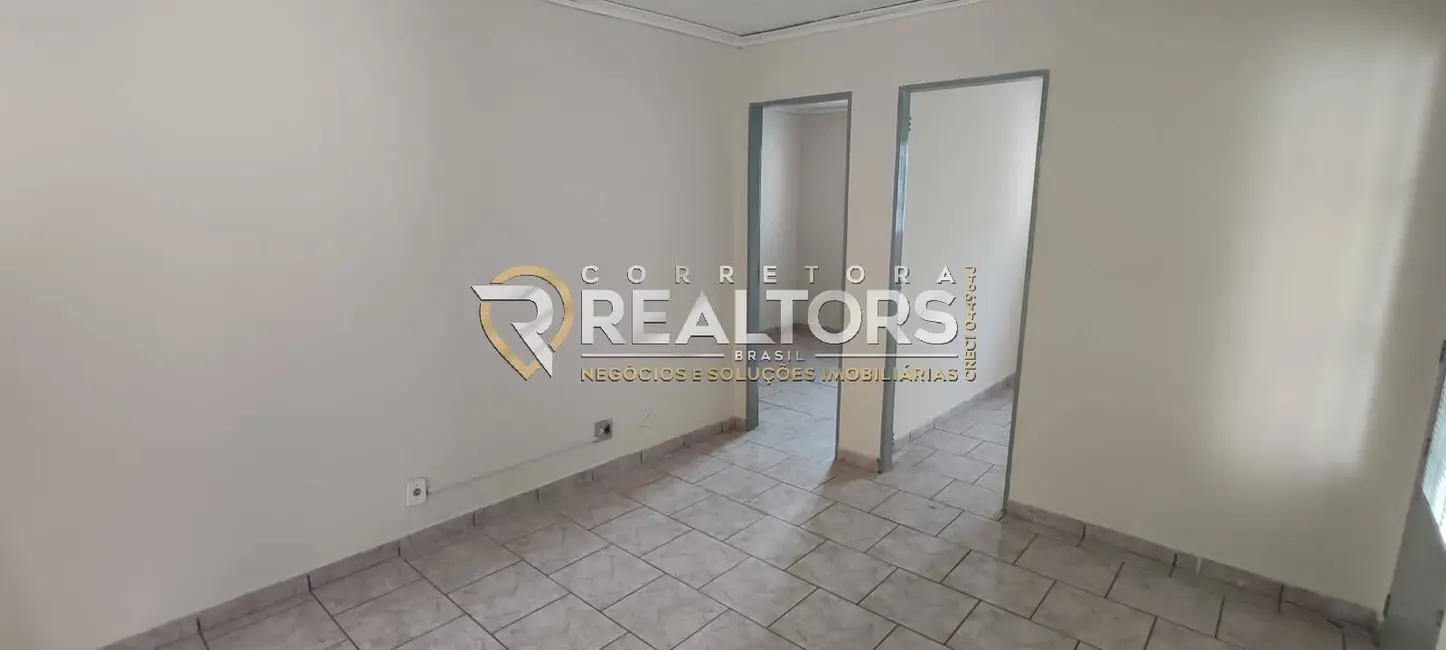 Foto 4 de Casa com 4 quartos à venda, 130m2 em Botucatu - SP
