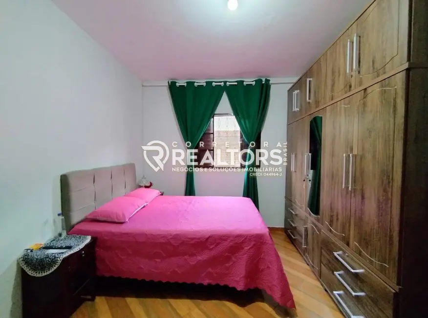 Foto 9 de Casa com 4 quartos à venda, 275m2 em Jardim Peabiru, Botucatu - SP