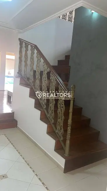 Foto 6 de Sobrado com 3 quartos à venda, 384m2 em Centro, Botucatu - SP